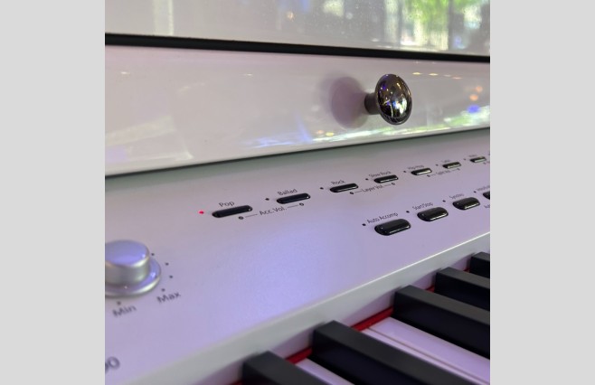 Robertson RP3000 Self Playing Digital Baby Grand Piano | Polished White | UK Delivery | 0% Finance | P/X | Full Warranty | Includes Stool & Headphones | Used - Image 6